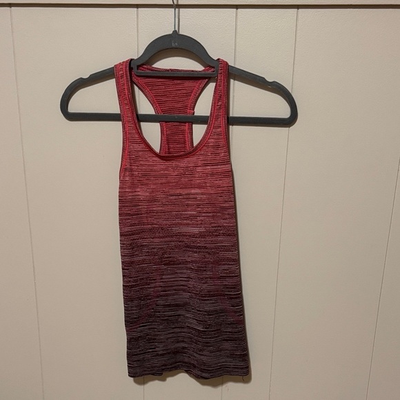Lululemon Swiftly Tech tank top - Picture 2 of 5